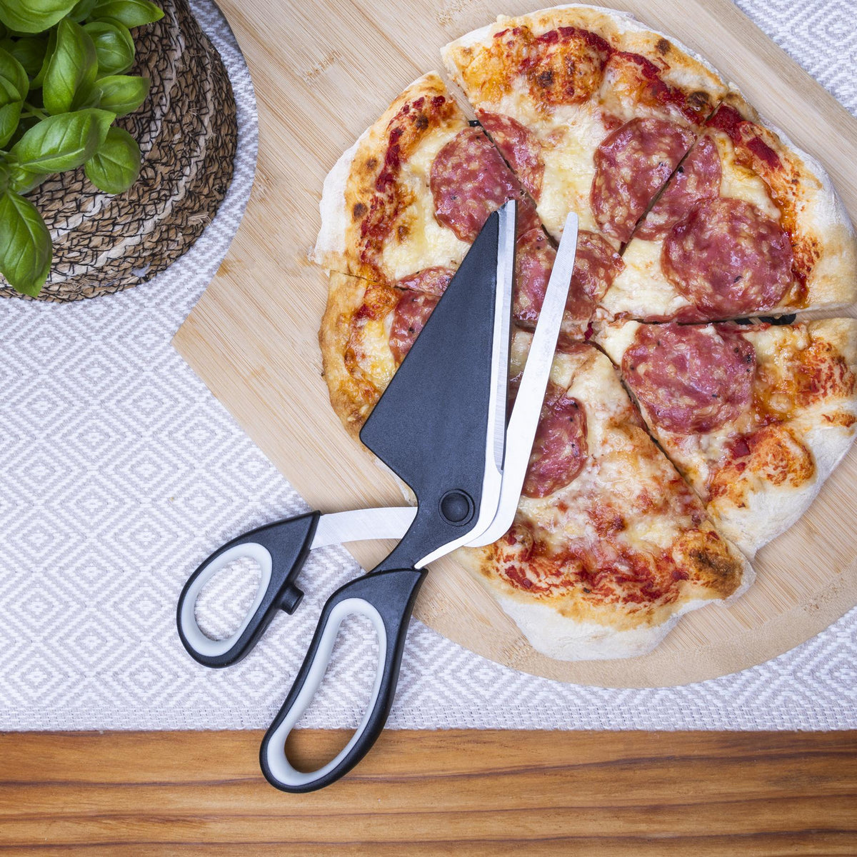Pizzaschere aus Edelstahl Länge ca. 27cm