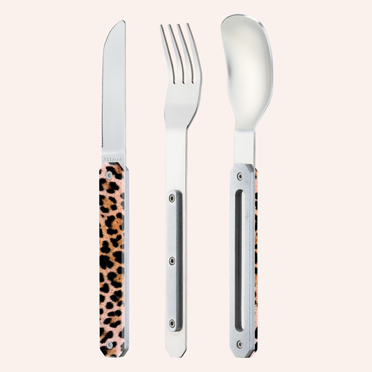 Feststehendes Besteck 12:34, Leopard