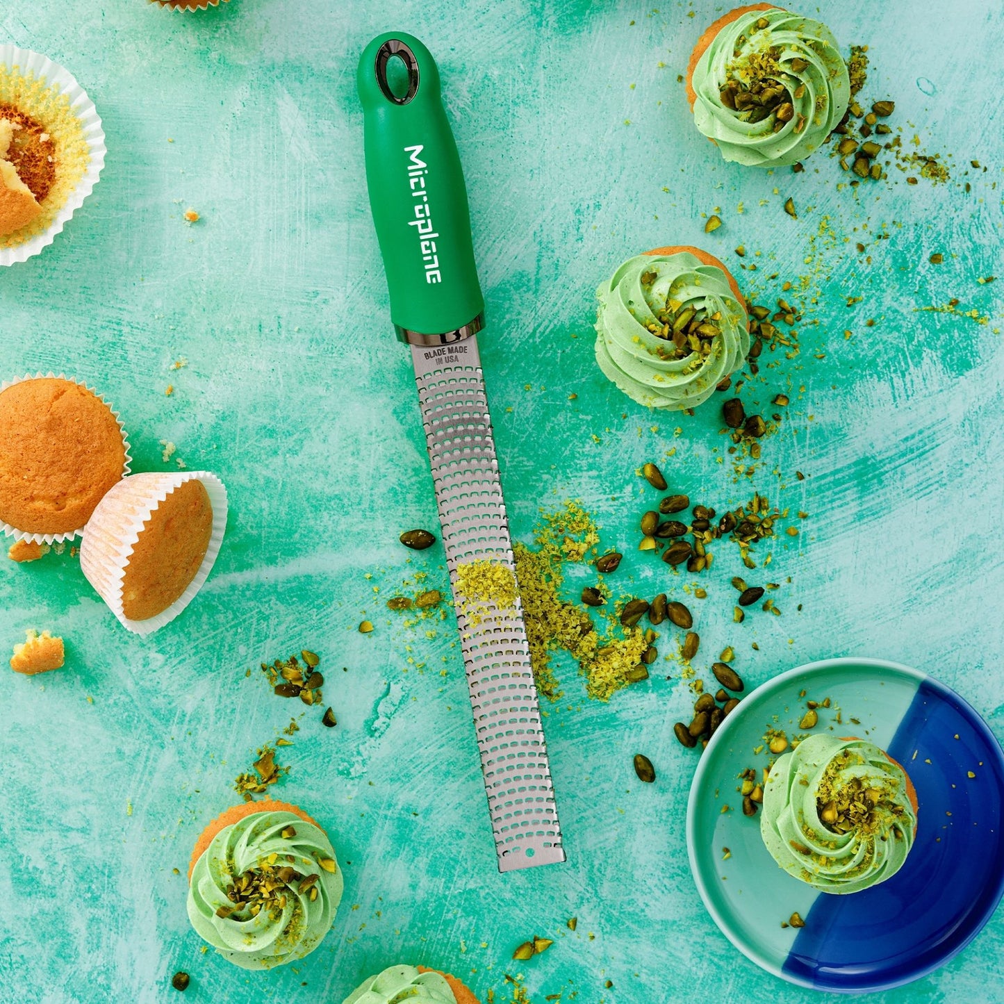 Zester Reibe Premium Fresh Basil Green