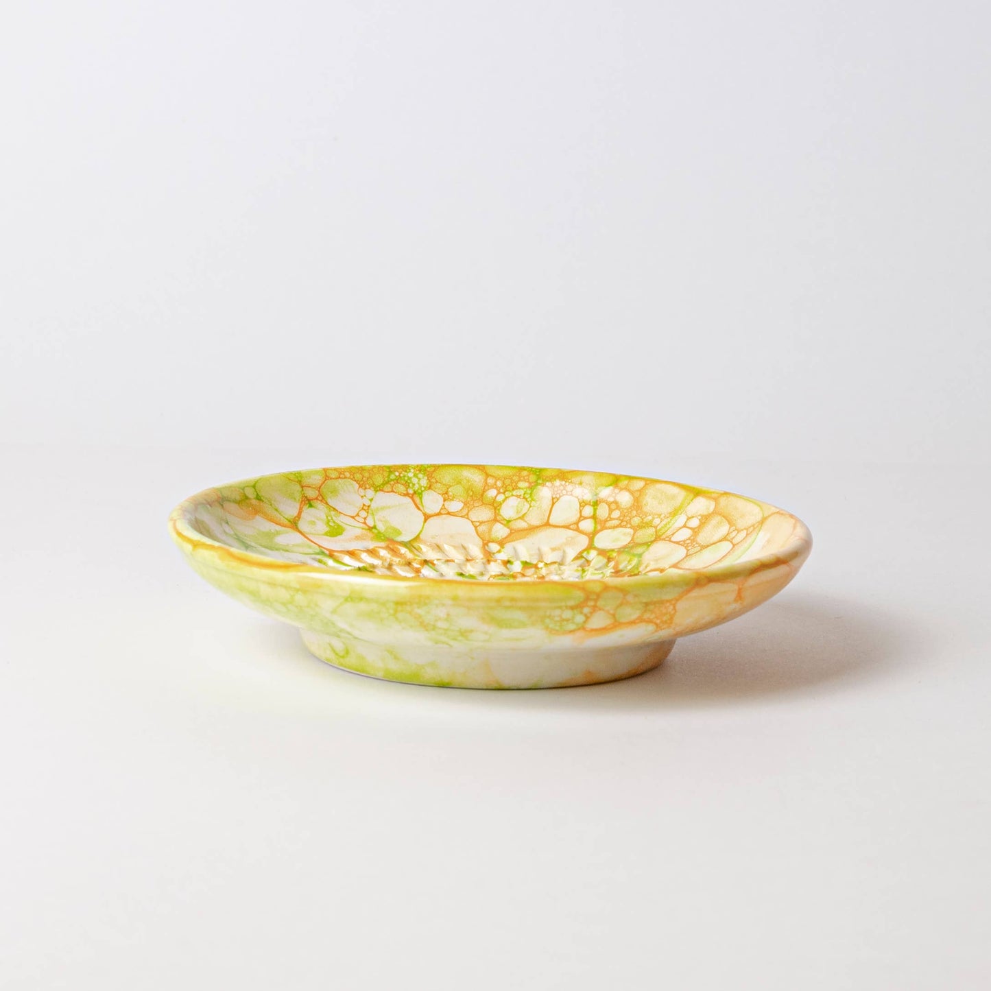 Keramikreibe "Früchte" 12cm für Knoblauch, Ingwer & Gewürze Pistaziengrün