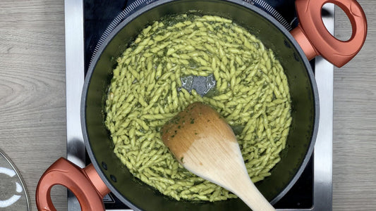 Trofiette mit Pesto Genovese, küchenfertige italienische Pasta One Pot