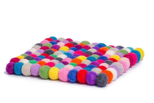 Topfuntersetzer 18 cm eckig Filzkugel bunt