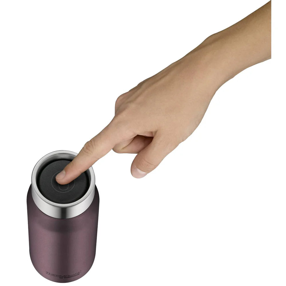 TC Mug burgundy mat 0,5l TC Mug Kampagne xmas 2025