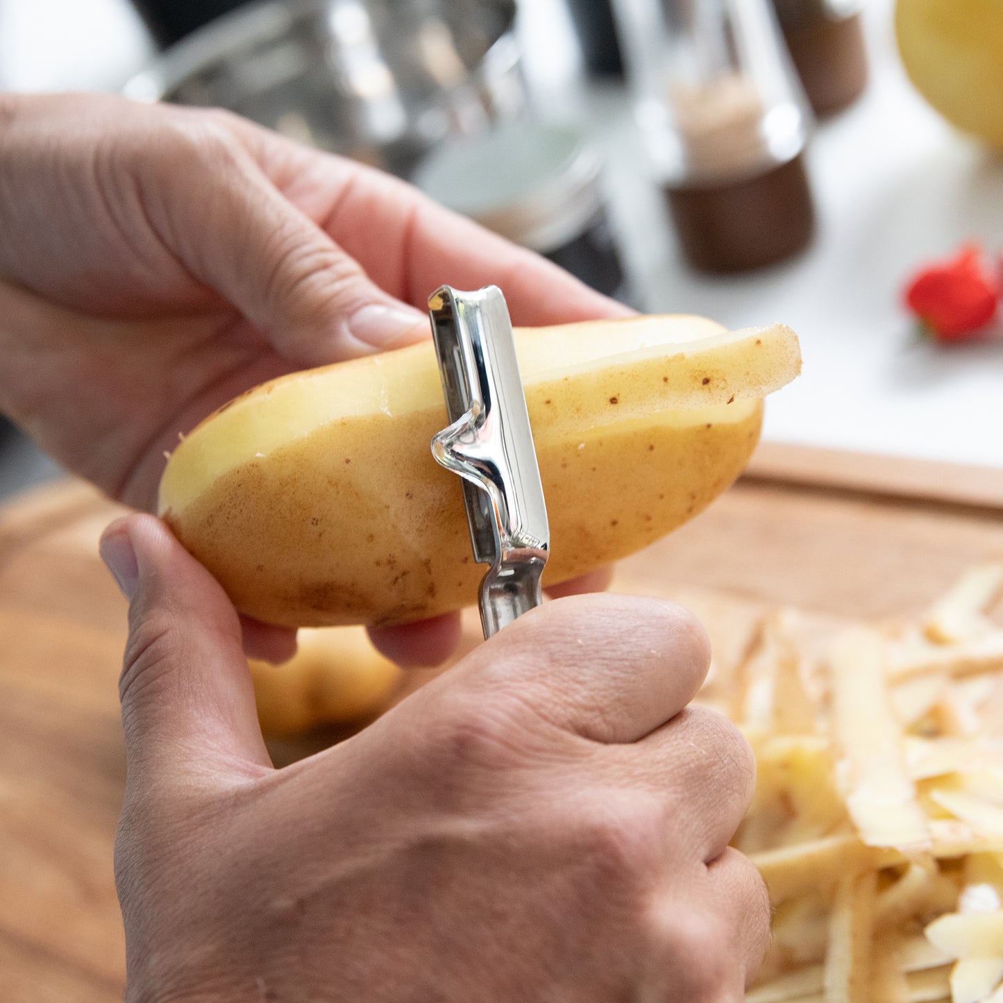 Pendelschäler Rechtshänder Kuchenhelfer