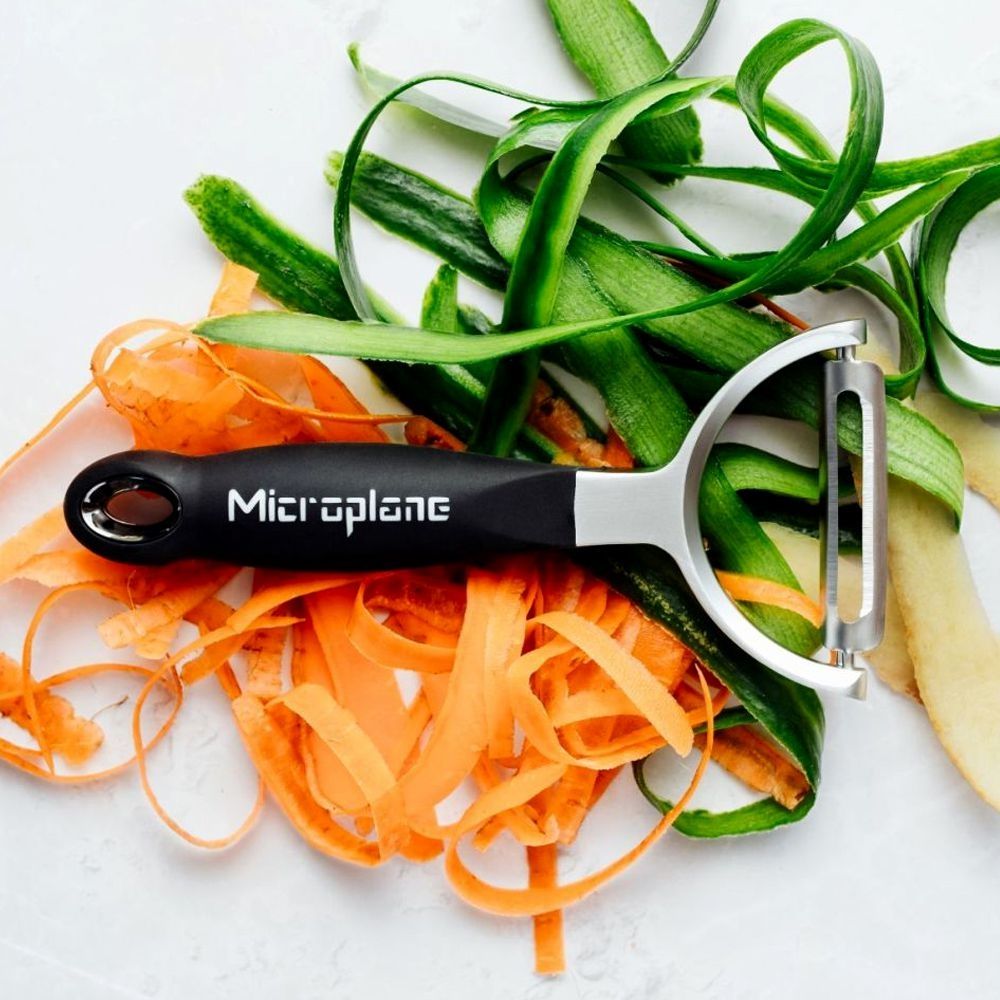Y Peeler Black Professional Specialty Serie