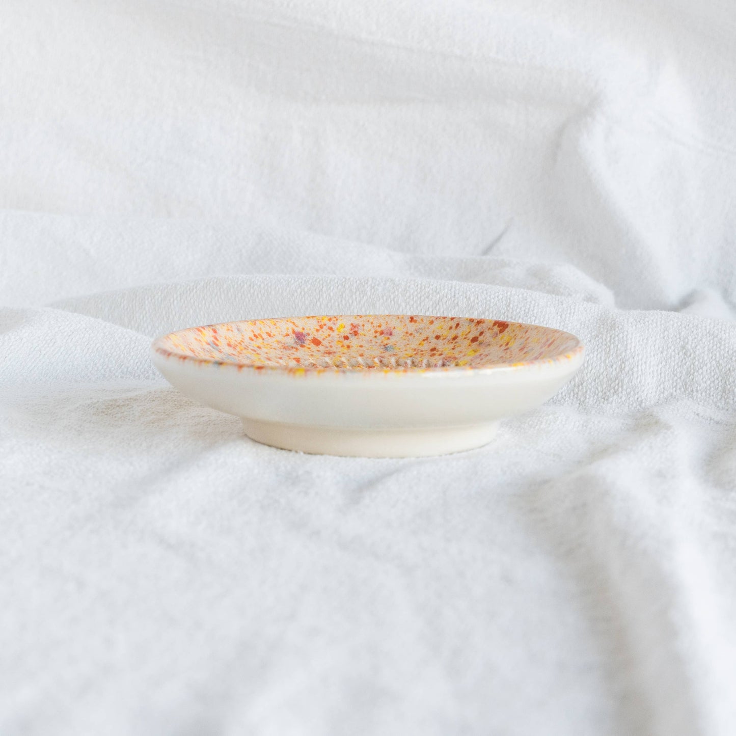 Keramikreibe "Konfetti" 12cm für Knoblauch, Ingwer & Gewürze