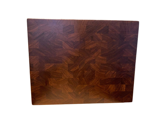 Schneidebrett aus Walnussholz 27 x 22 x 3 cm