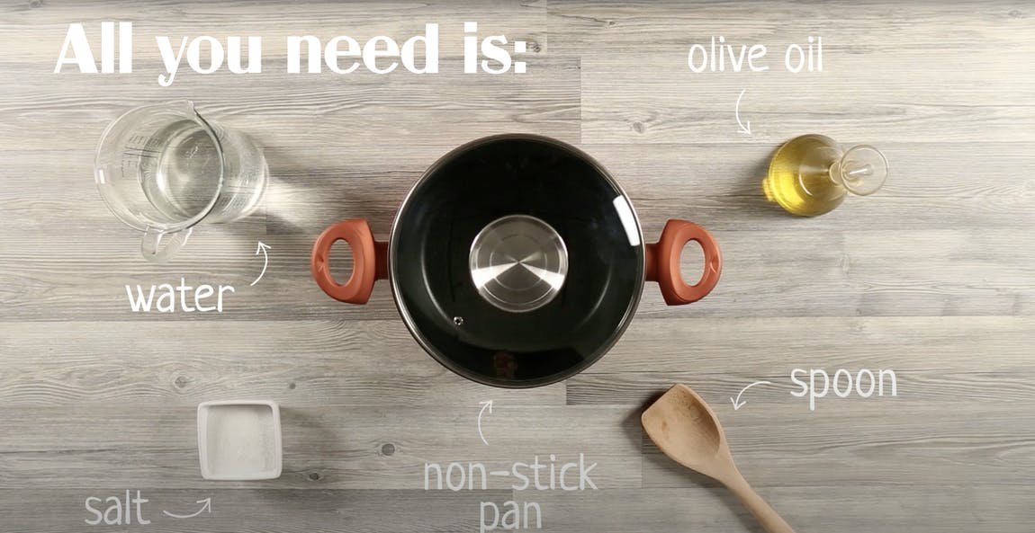 Klassische Minestrone, kochfertige klassische italienische Gemüsesuppe - One Pot