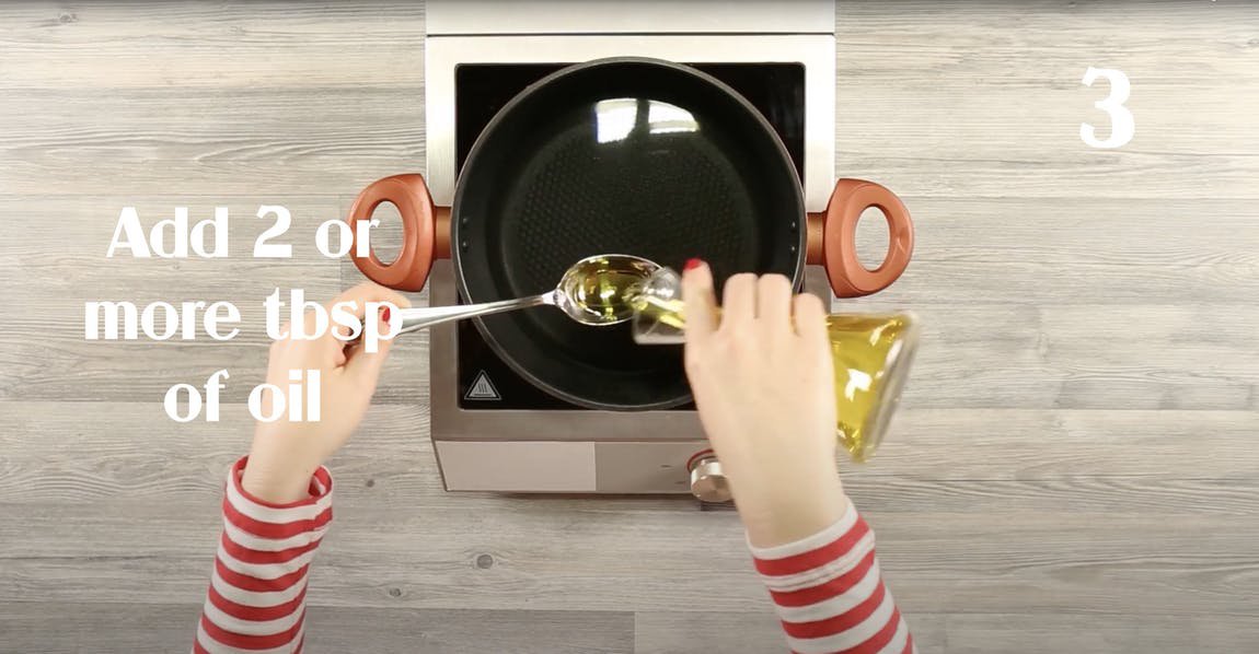 Klassische Minestrone, kochfertige klassische italienische Gemüsesuppe - One Pot