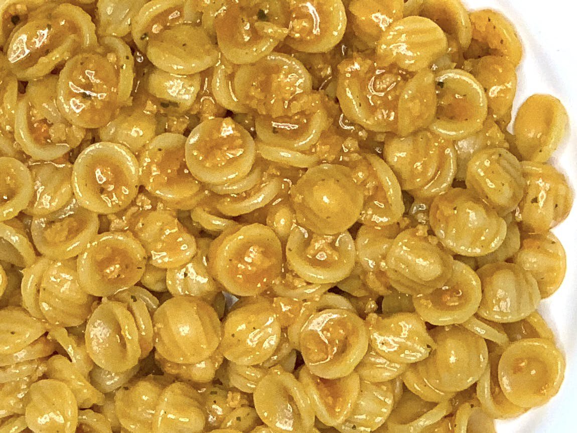 Orecchiette mit veganer Bolognese-Sauce, kochfertige italienische Pasta - One Pot